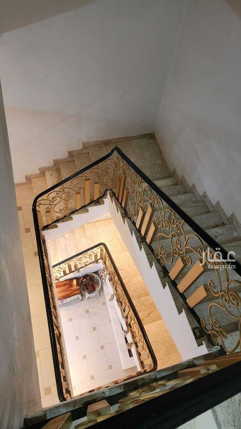 3 bedroom villa in Shubra, Riyadh 25