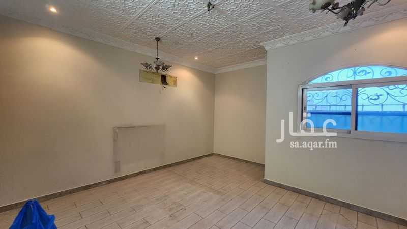 3 bedroom villa in Shubra, Riyadh 13