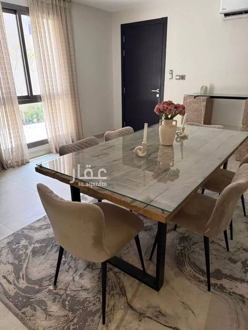 فيلا 3 غرف في عكاظ 10