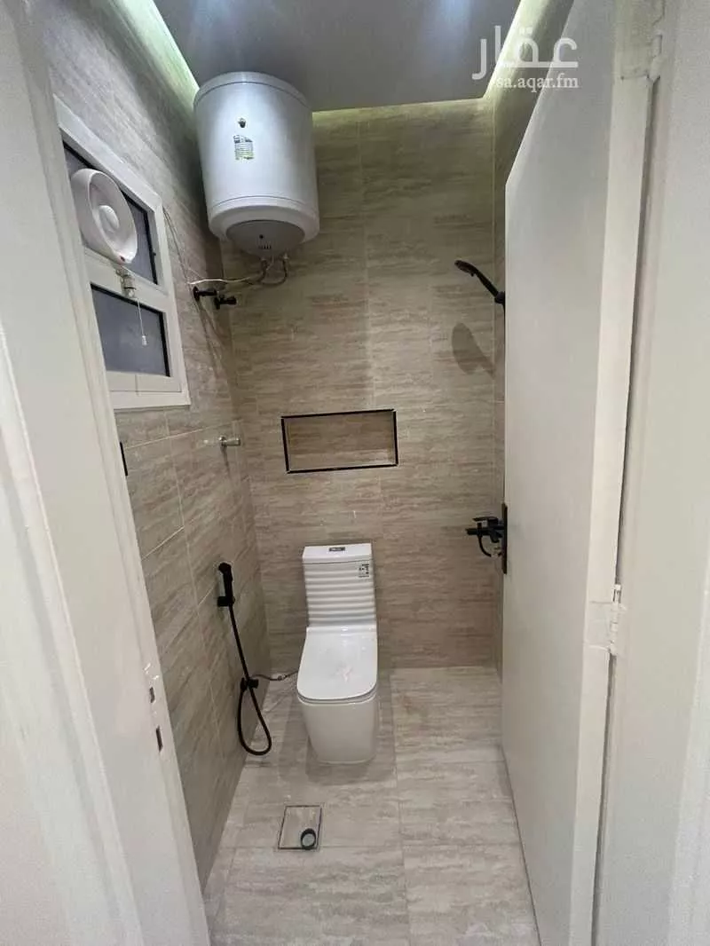 شقة 3 غرف في القادسية 10