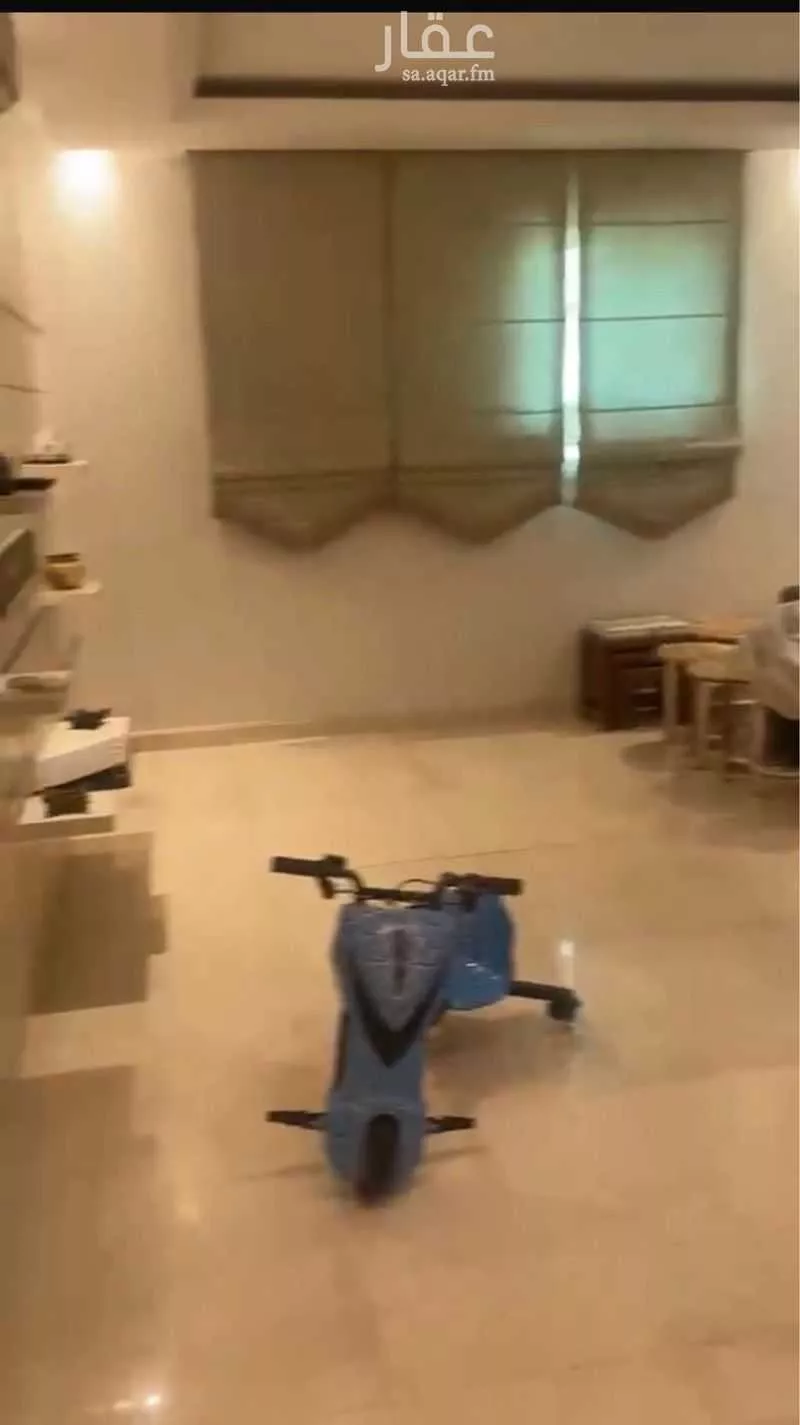 شقة 4 غرف في الرائد 3