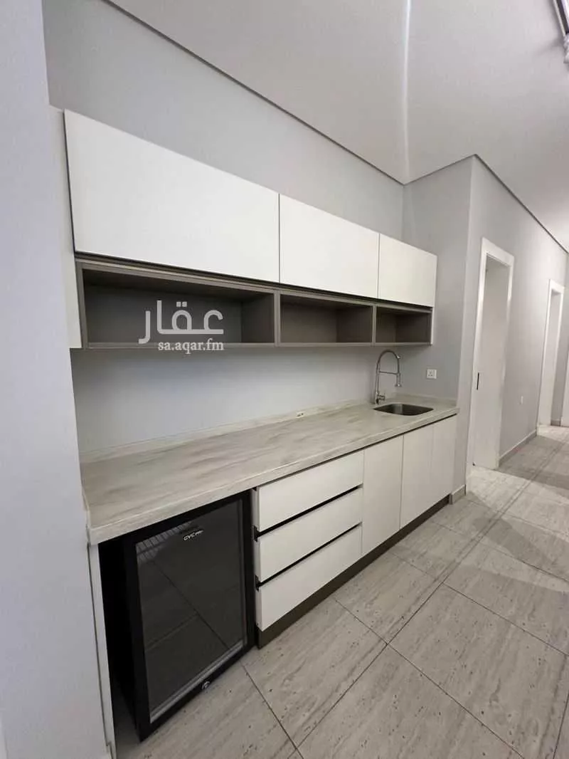 شقة 3 غرف في العارض 8