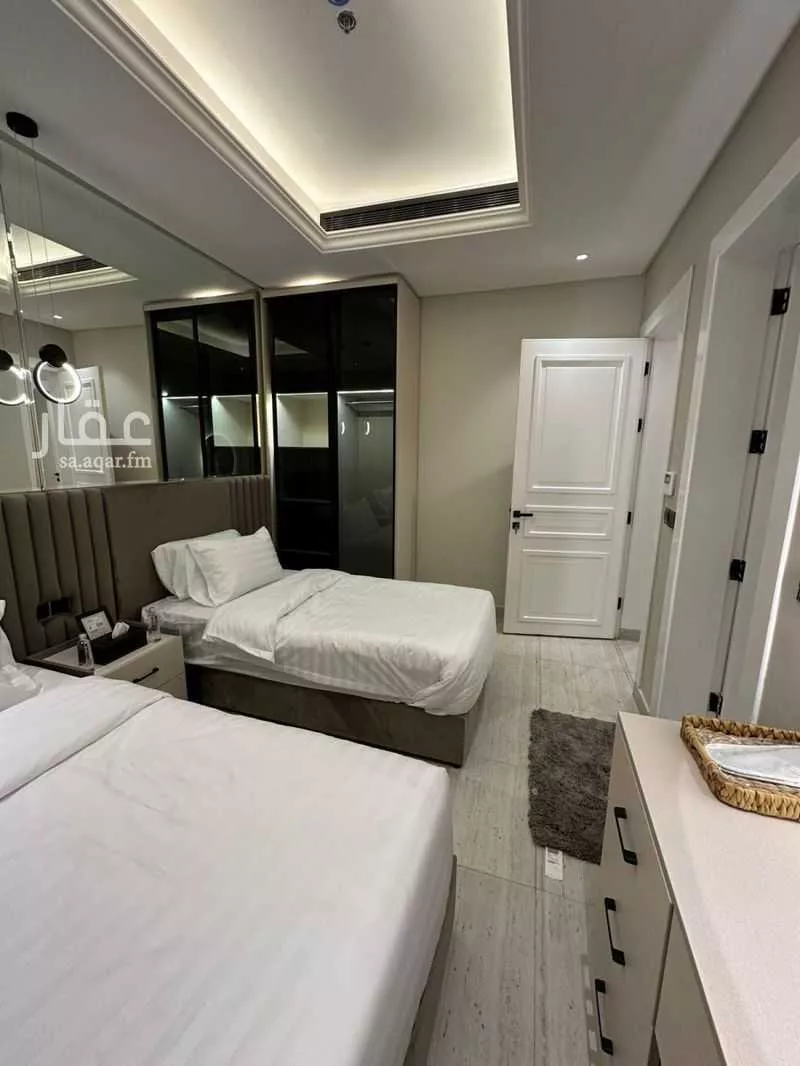 شقة 3 غرف في الملقا 6