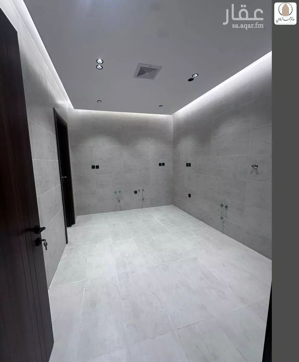 شقة 4 غرف في النعيم 11