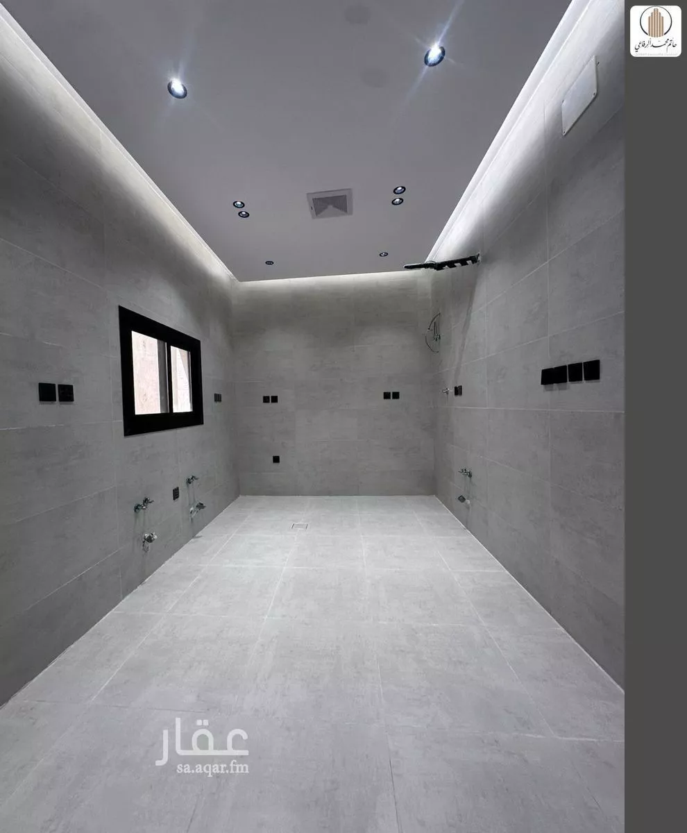 شقة 4 غرف في النعيم 5