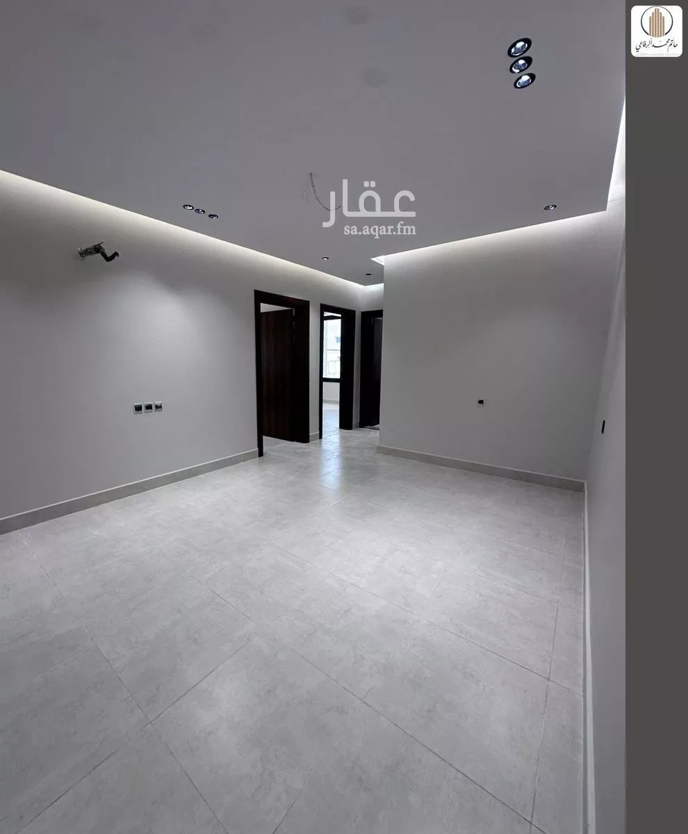 شقة 4 غرف في النعيم 8