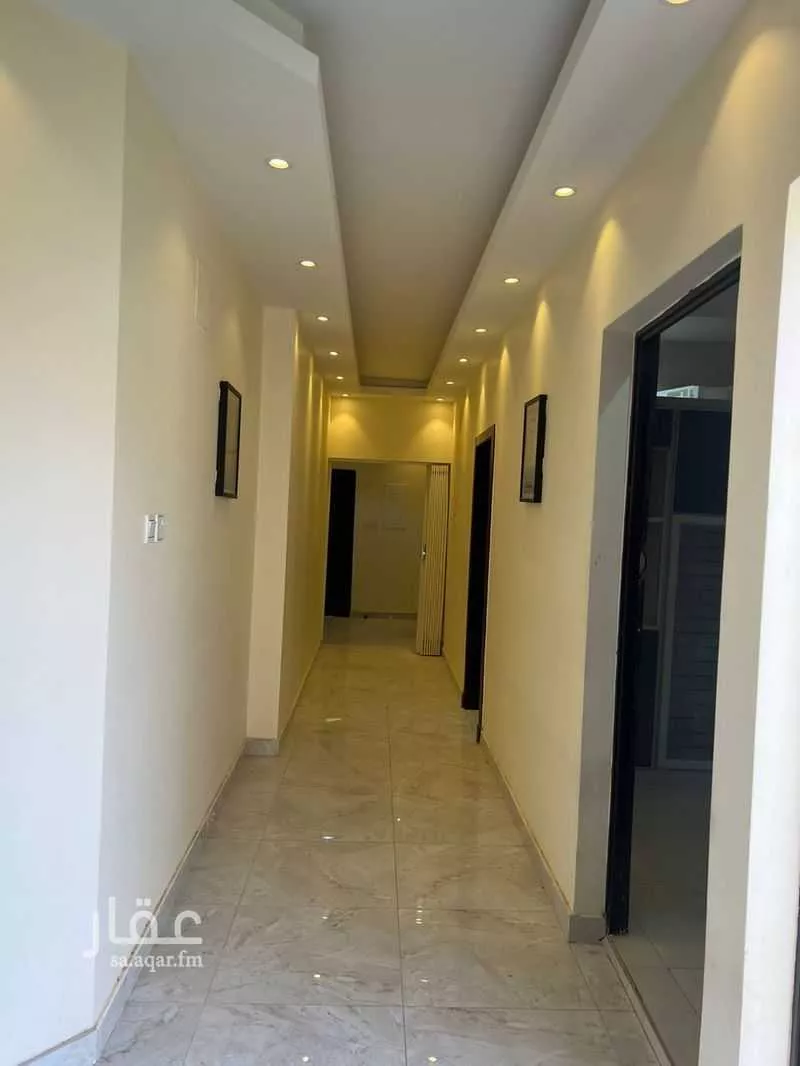 دور 4 غرف في عرقة 11