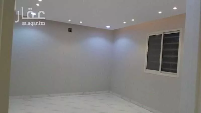 فيلا 8 غرف في طيبة 7