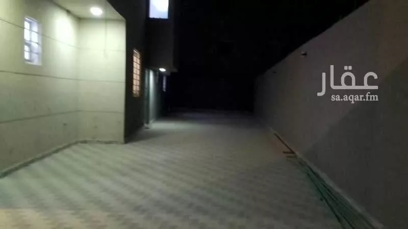 فيلا 8 غرف في طيبة 8