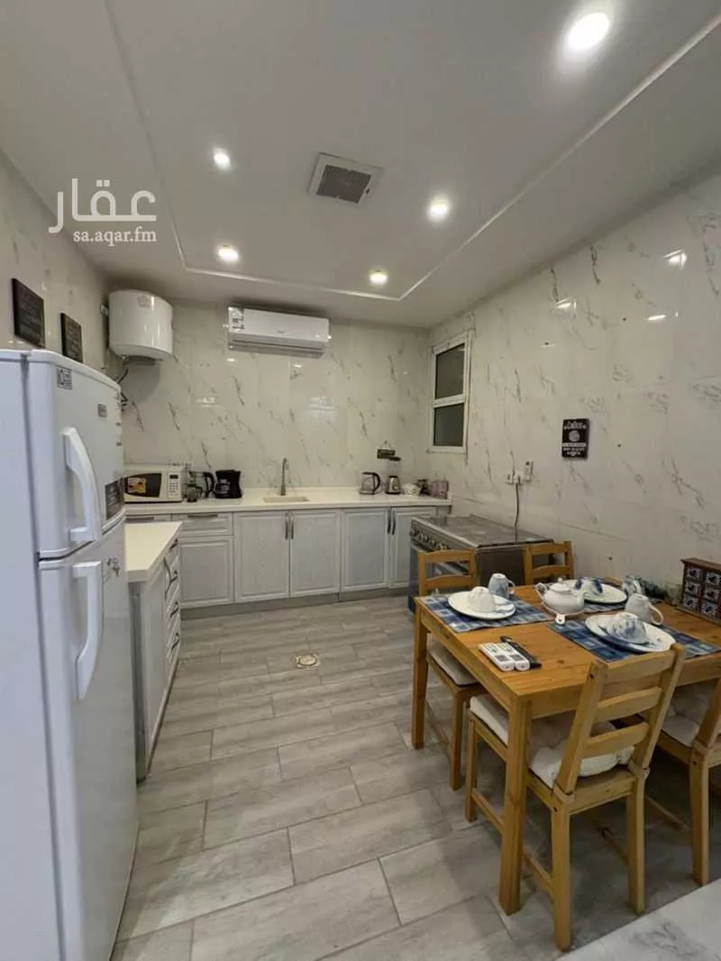 شقة 3 غرف في العارض 4