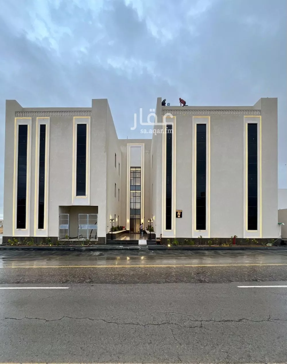 3 bedroom apartment in Al Mahdiyyah 4