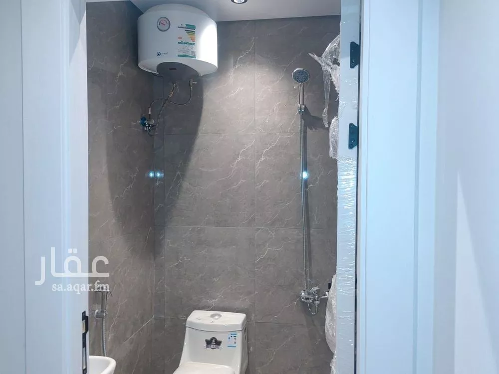 1 bedroom apartment in King Fahd 19