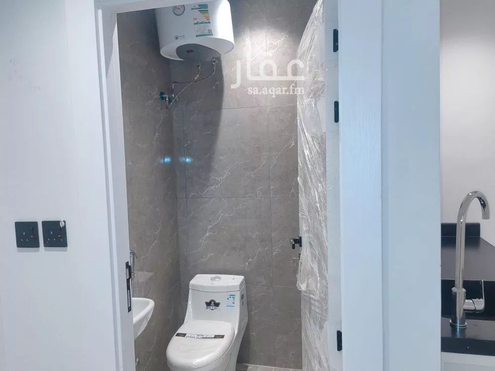 1 bedroom apartment in King Fahd 26