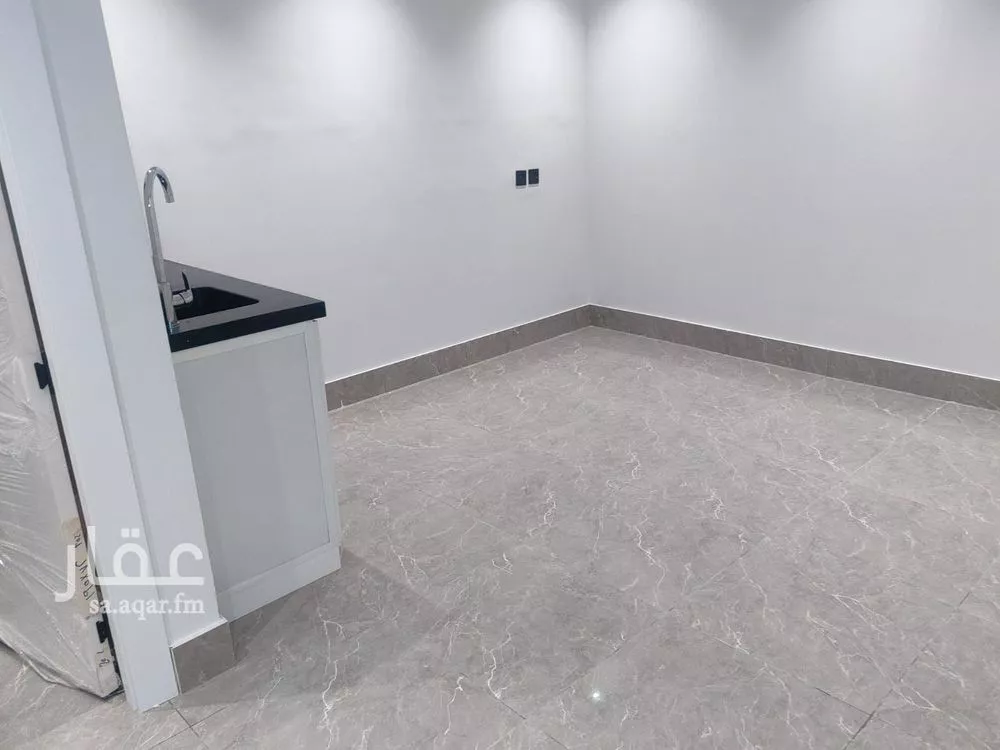 1 bedroom apartment in King Fahd 15