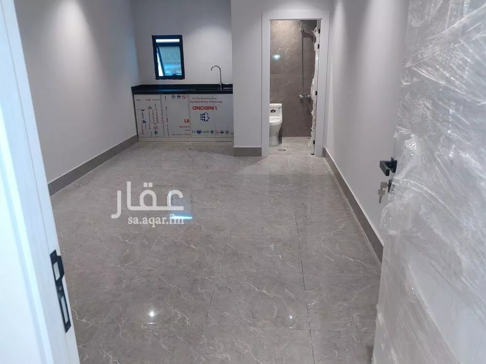 1 bedroom apartment in King Fahd 3