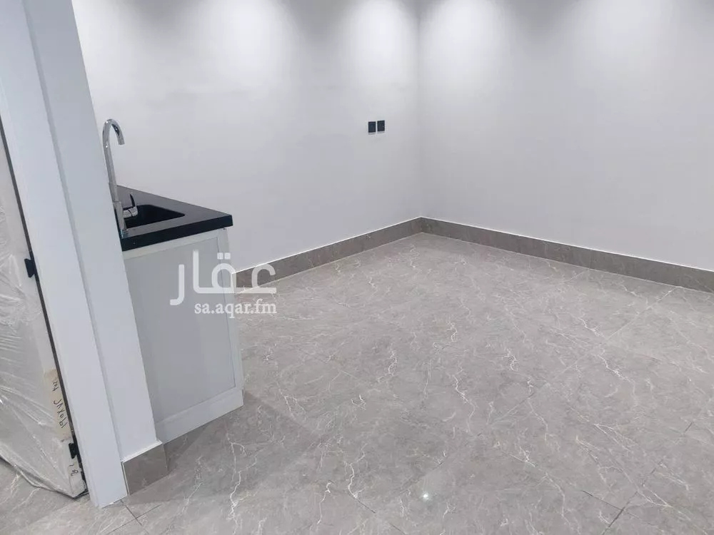 شقة 1 غرف في الملك فهد 12