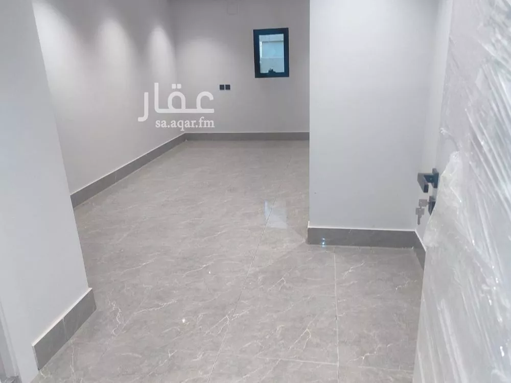 شقة 1 غرف في الملك فهد 12