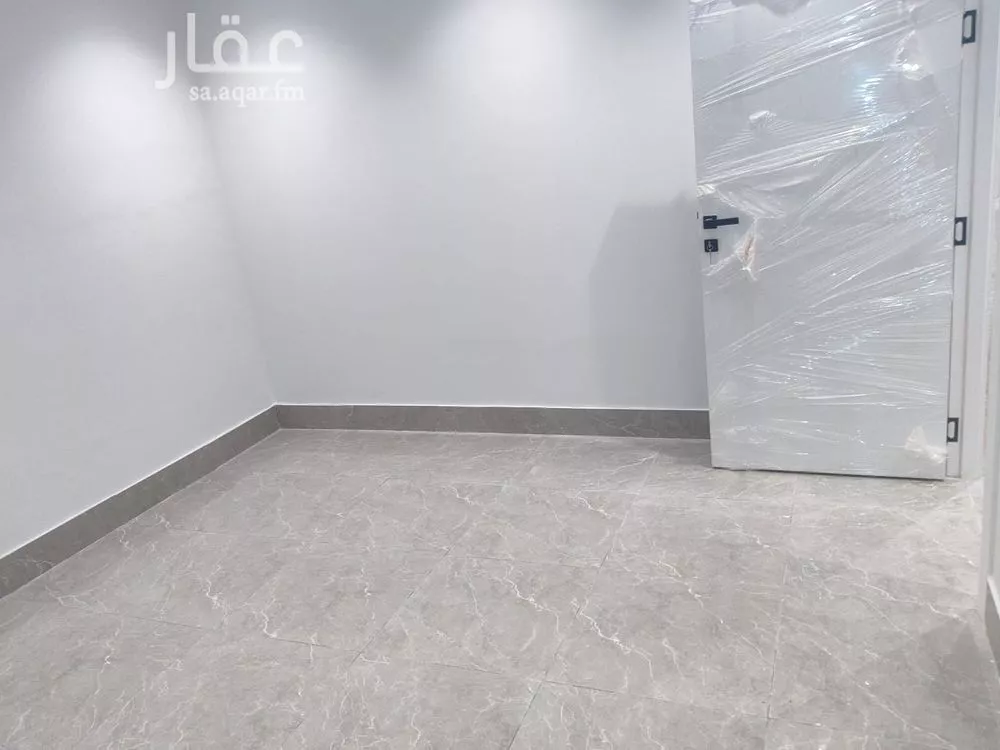 شقة 1 غرف في الملك فهد 22