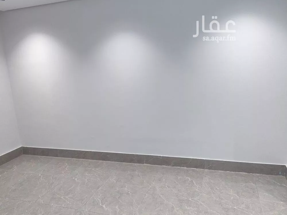 شقة 1 غرف في الملك فهد 19