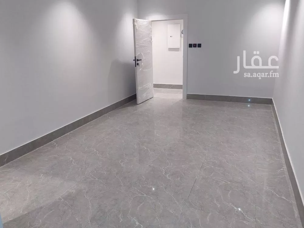 شقة 1 غرف في الملك فهد 3