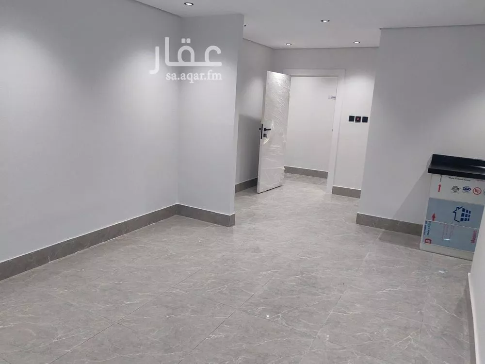 شقة 1 غرف في الملك فهد 4