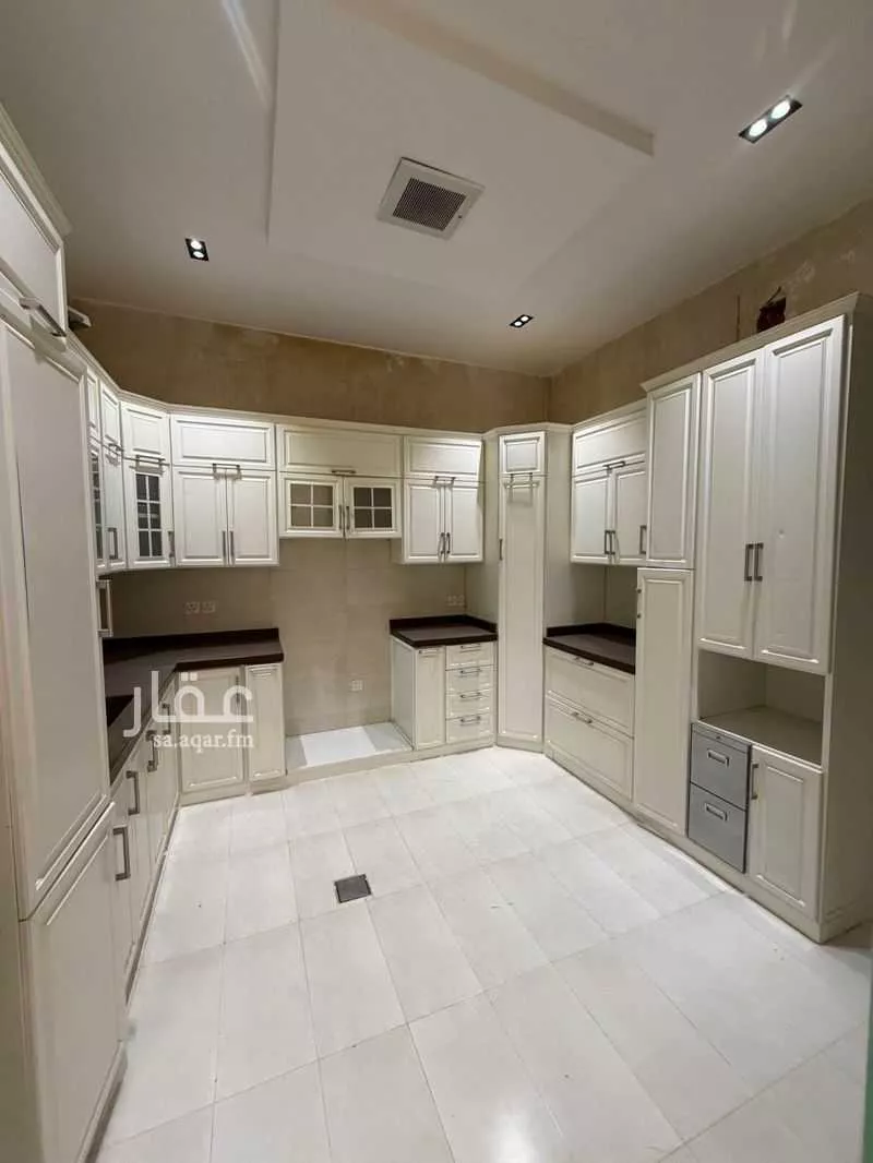 فيلا 6 غرف في المهدية 13