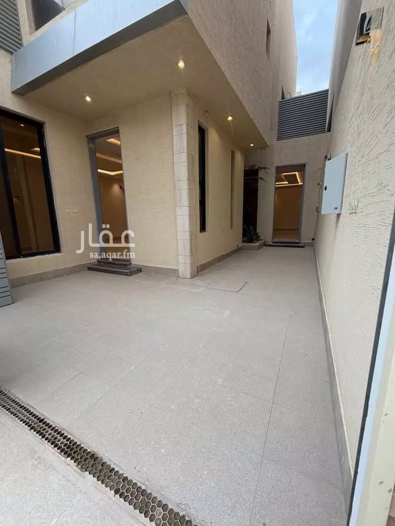 فيلا 6 غرف في المهدية 5