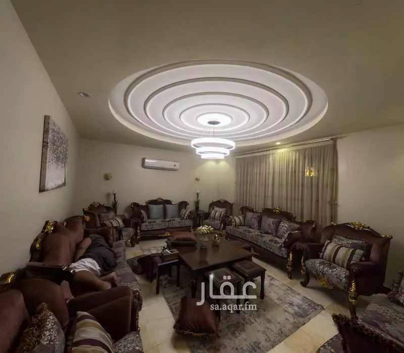 فيلا 18 غرف في عكاظ 11