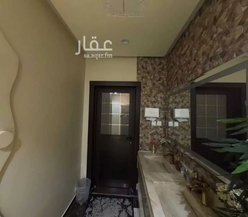 فيلا 18 غرف في عكاظ 4