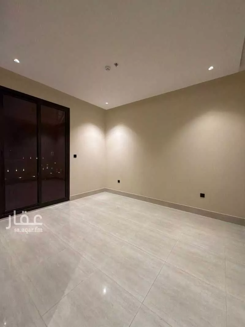 3 bedroom apartment in Al Aridh 8