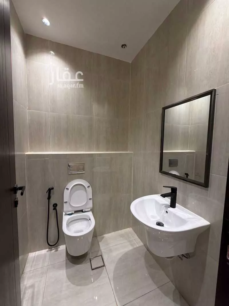 3 bedroom apartment in Al Aridh 10