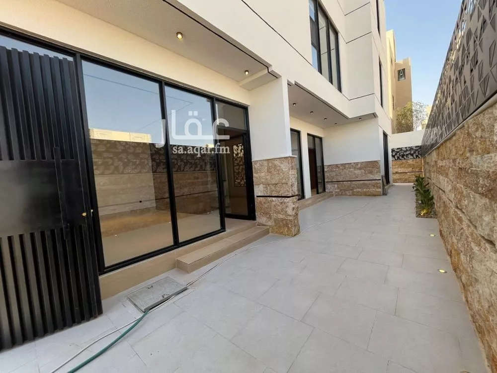 فيلا 4 غرف في المهدية 8