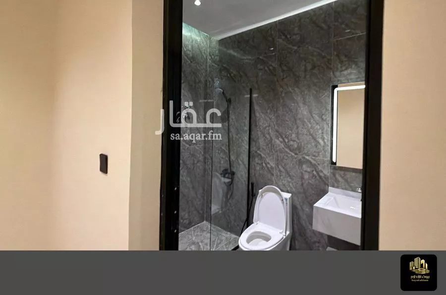 فيلا 6 غرف في الشراع 14