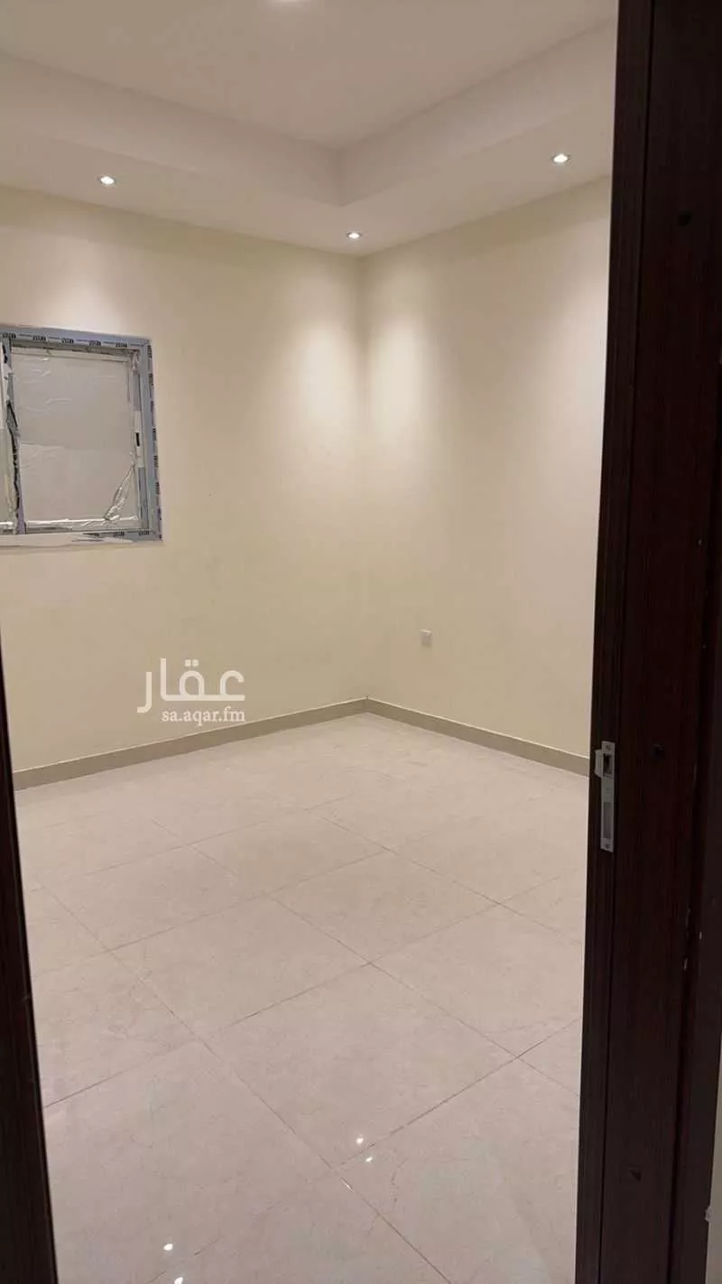 فيلا 4 غرف في الجنادرية 2