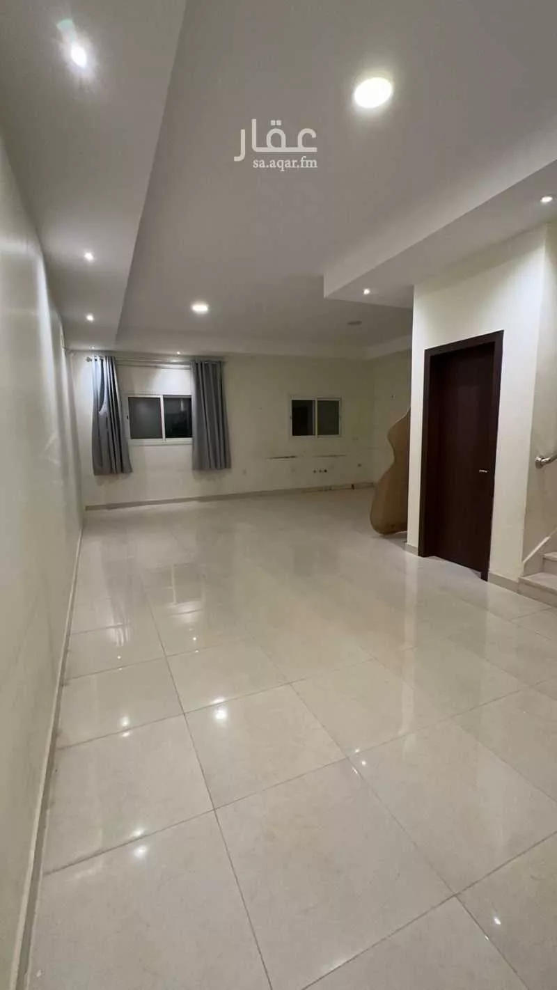 فيلا 4 غرف في الجنادرية 7