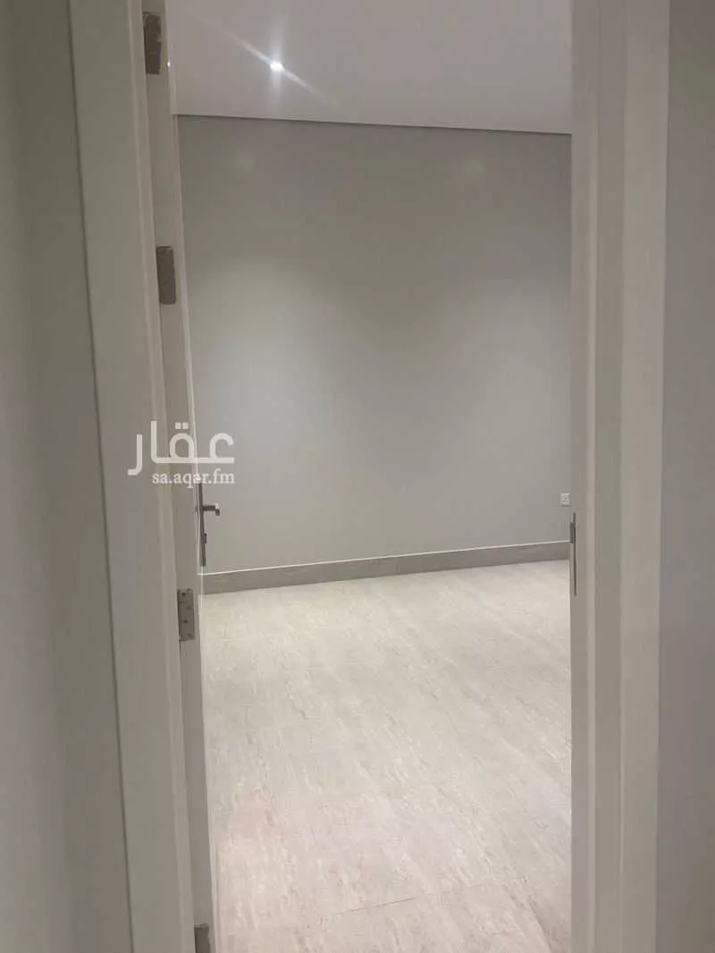 4 bedroom floor in Tuwaiq 2