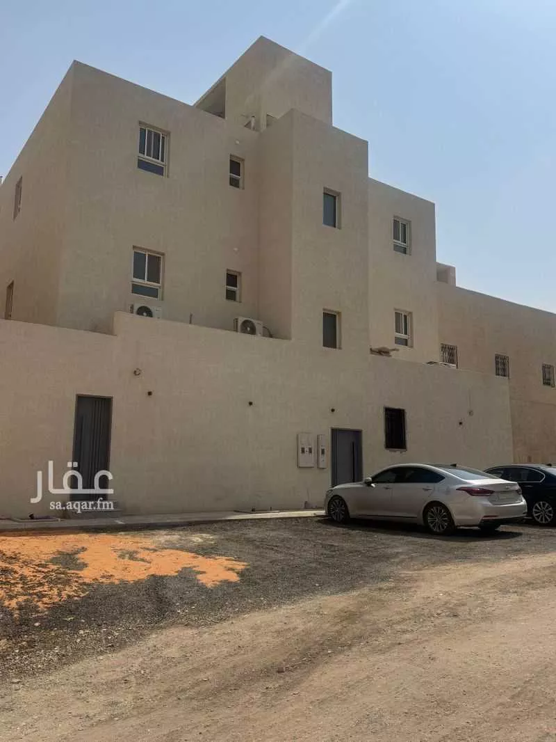 4 bedroom floor in Tuwaiq 4