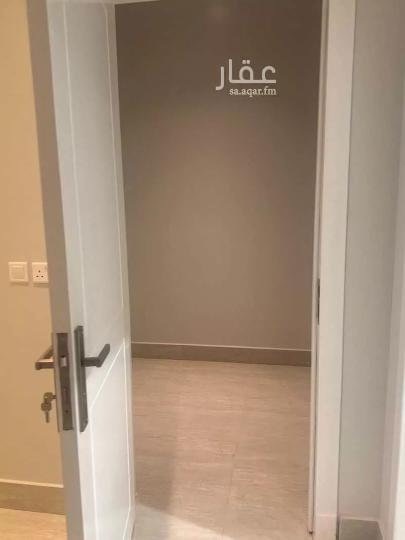 4 bedroom floor in Tuwaiq 6