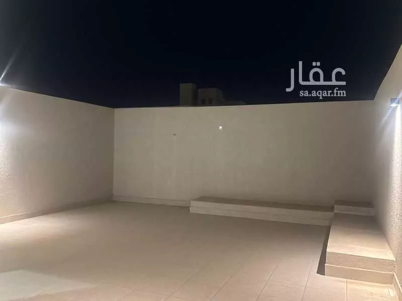 4 bedroom floor in Tuwaiq 8