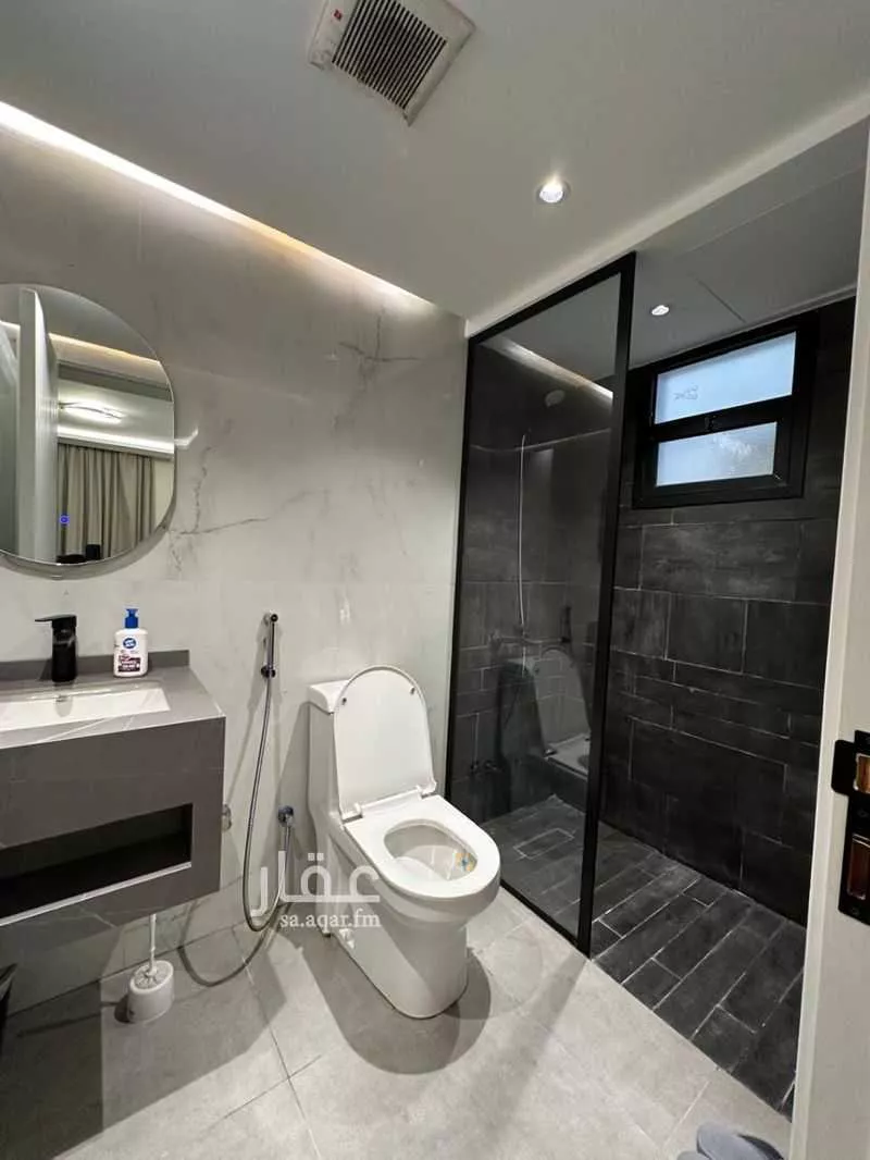 3 bedroom apartment in Al Malqa 8