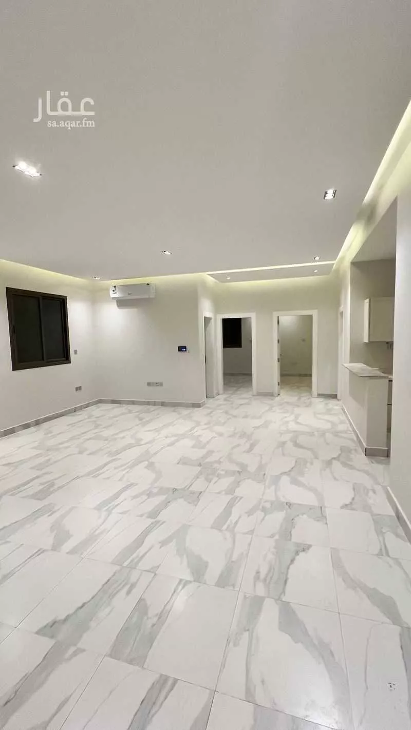 شقة 4 غرف في الملقا 5