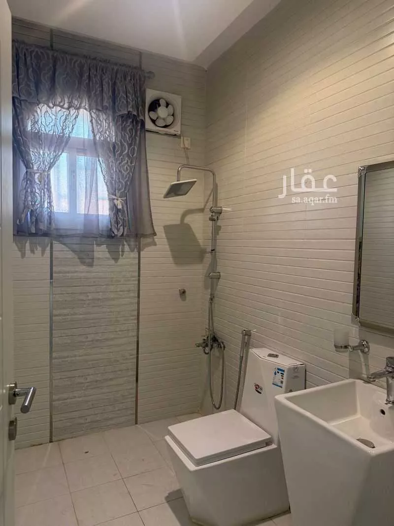 4 bedroom apartment in Al Khadra 8