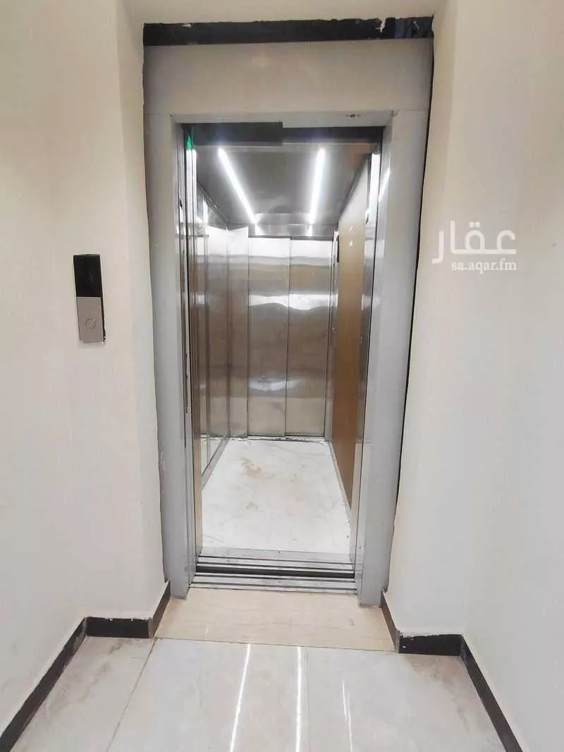 1 bedroom apartment in Al Khaleej 9