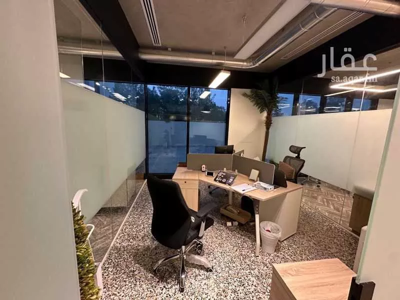 مكتب 1400 م² في الهدا 2