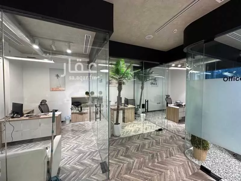 مكتب 1400 م² في الهدا 3