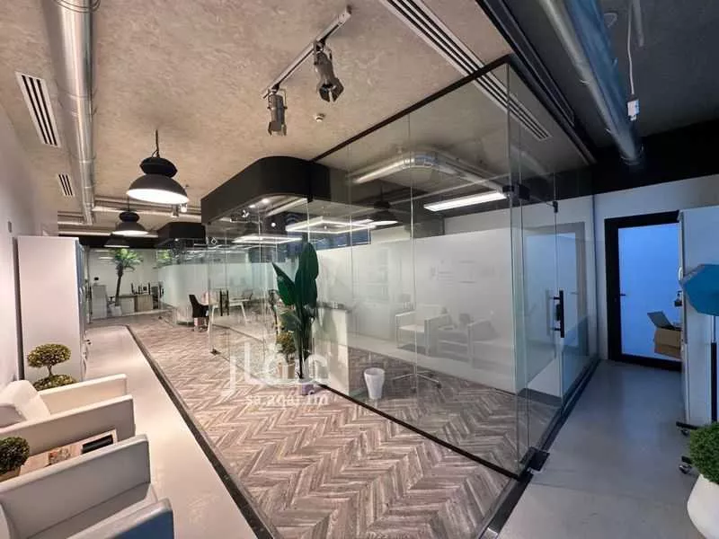 مكتب 1400 م² في الهدا 6