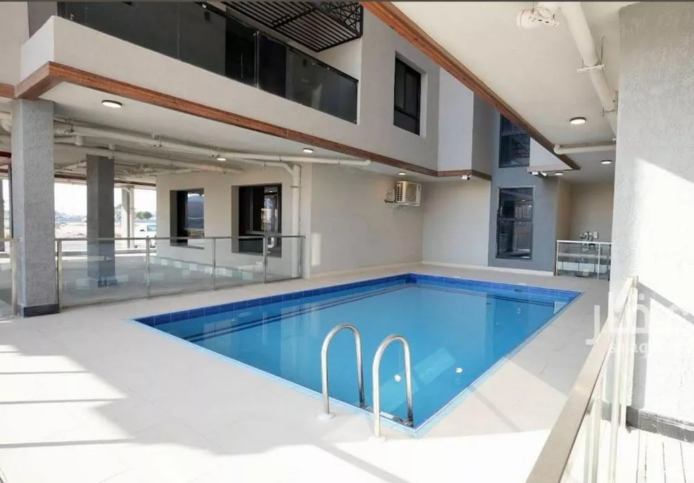 3 bedroom apartment in Al Hamra 6