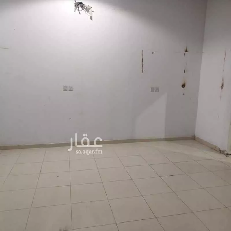 محل 624 م² في المطار 2