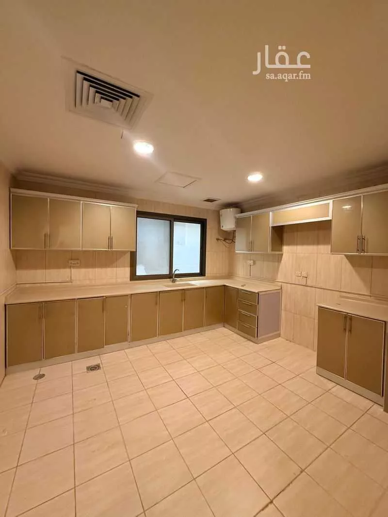 شقة 3 غرف في الراكة الجنوبية 17