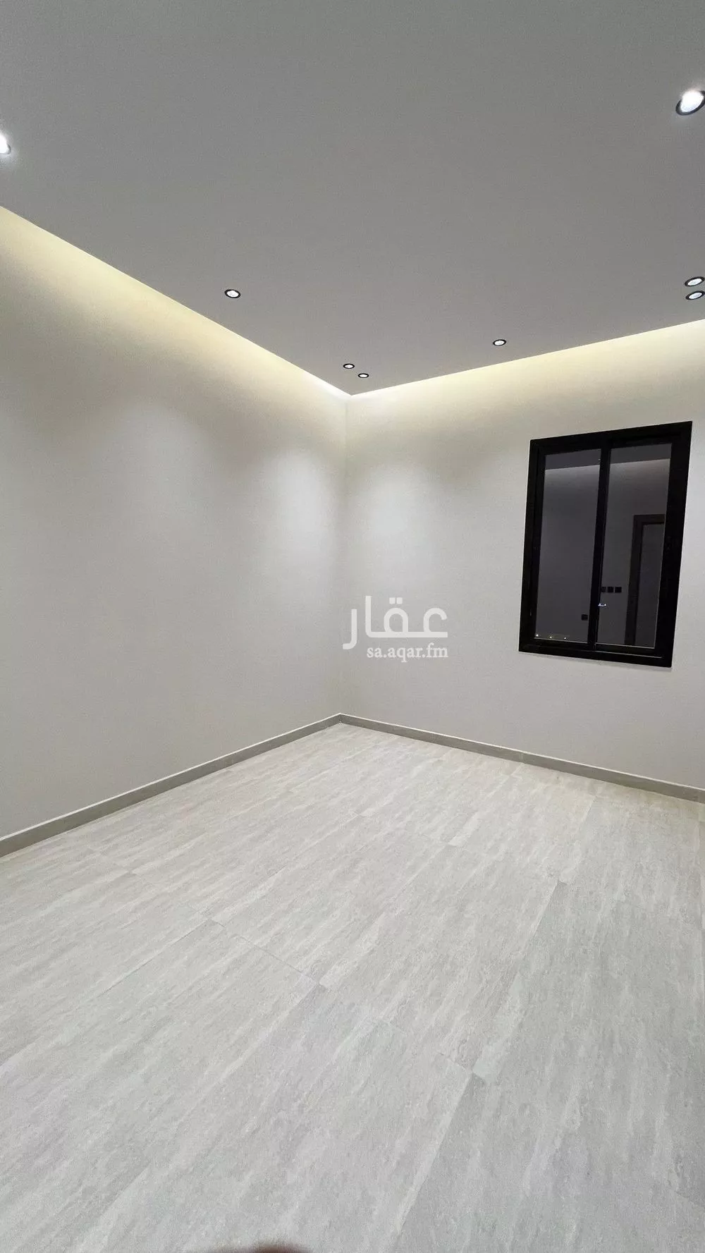 3 bedroom floor in Dhahrat Namar 6